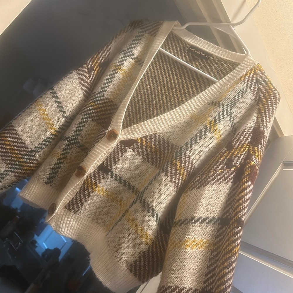 oversized sweater